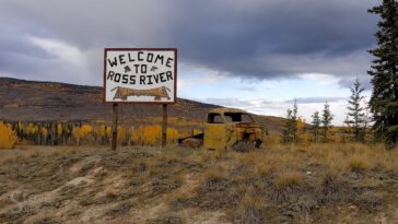 A sign that says "Welcome to Ross River"